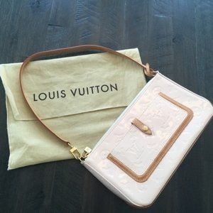 LV Mallory Pink Baguette Monogram Vernis